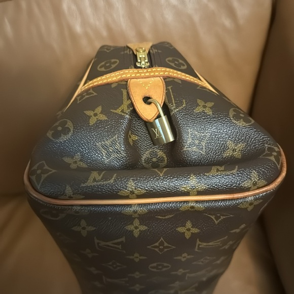 Louis Vuitton Montorgueil GM - Picture 4 of 12